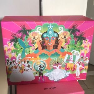 Empty sol de janeiro gift box